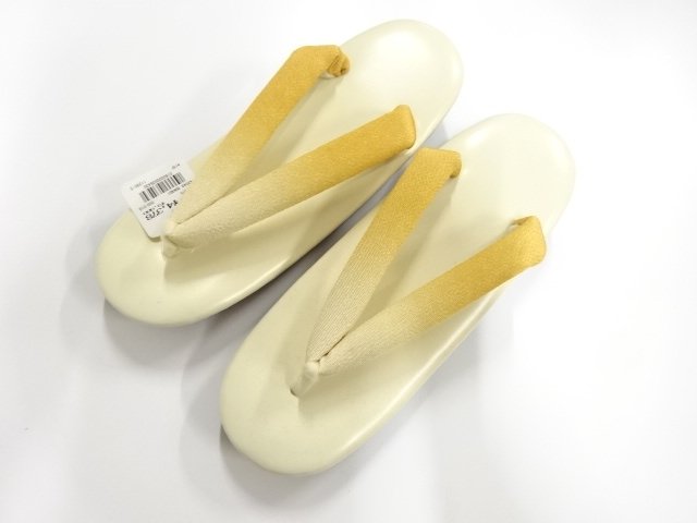  未使用品　草履(23.5センチ)